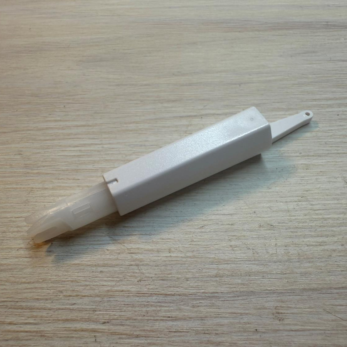 PFAFF Needle Threader