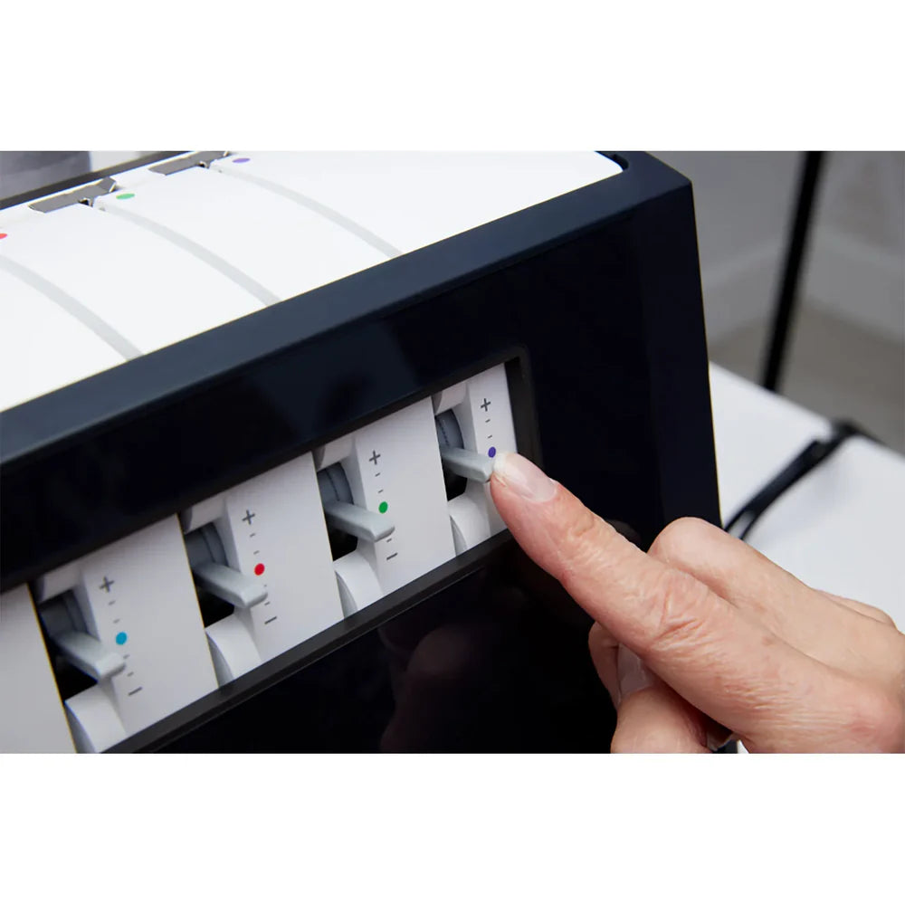 PFAFF Admire Air 6000 Coverlock Machine