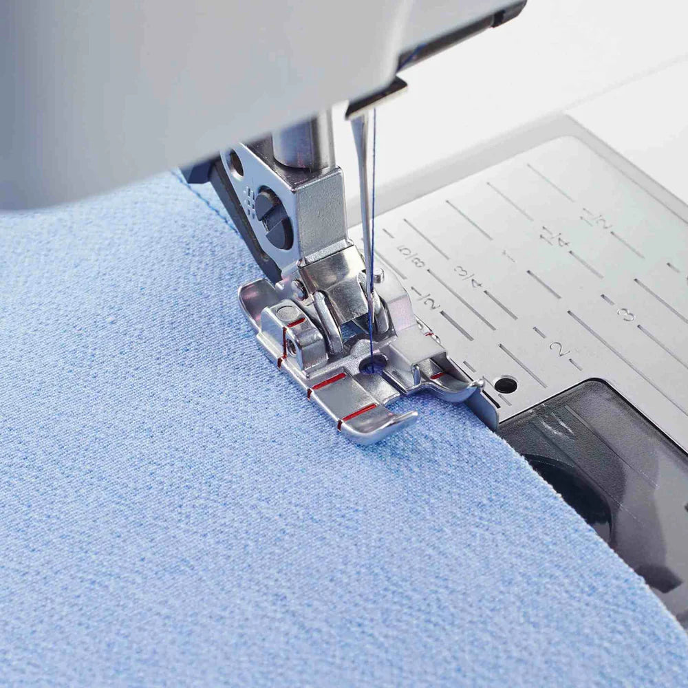 PFAFF Perfect 1/4 inch Foot with Guide for IDT