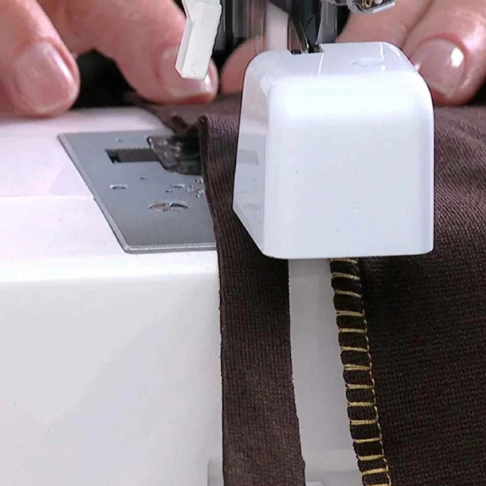 SINGER Side Cutter Attachment