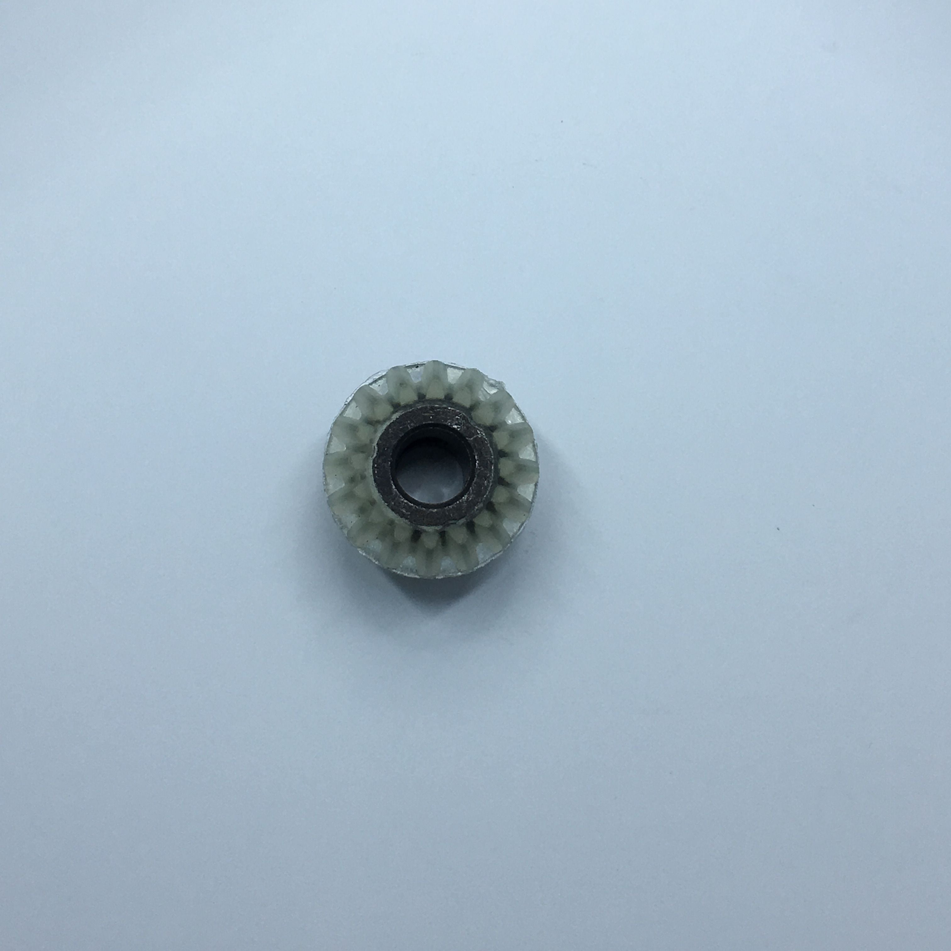 Vertical Top Shaft Gear, Singer